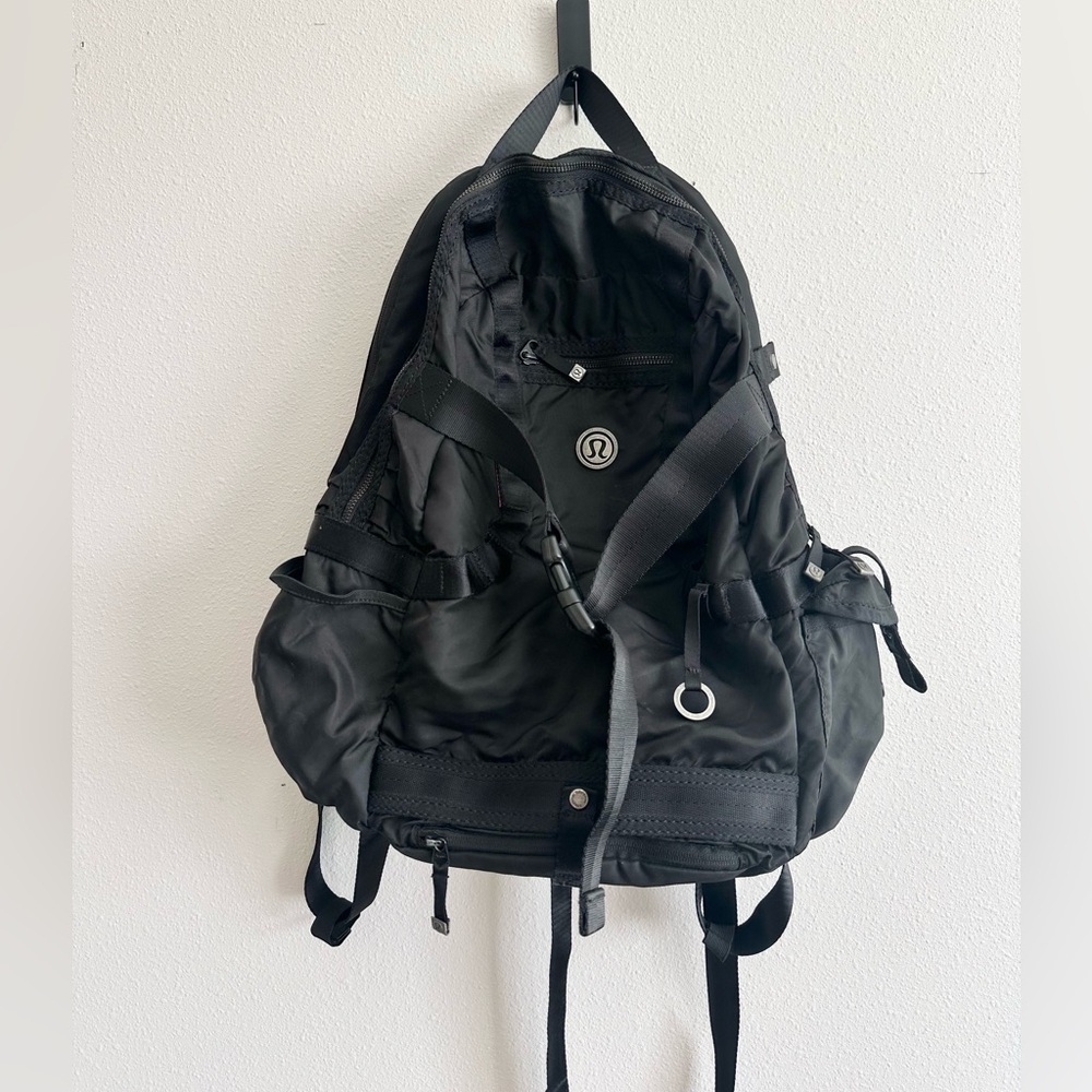 Lululemon Black Yoga Mat Backpack